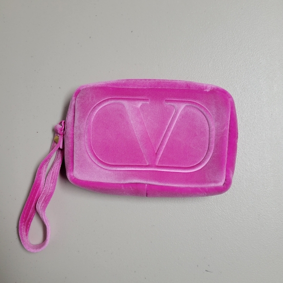 Valentino Beaury Small Pink Velvet Travel Pouch Makeup Wrislet Travel Bag. - Picture 3 of 10